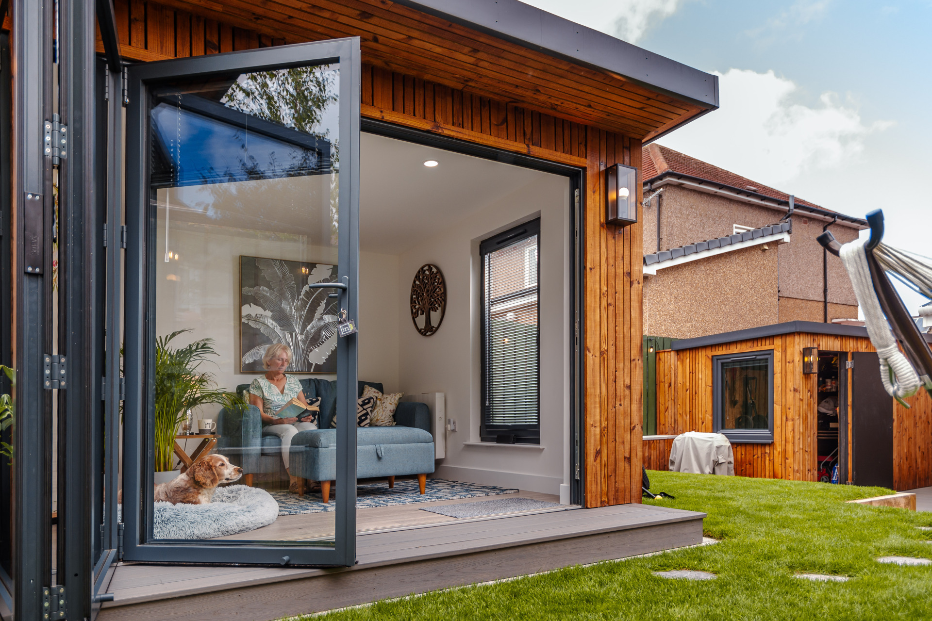 Uno Garden Room and Store